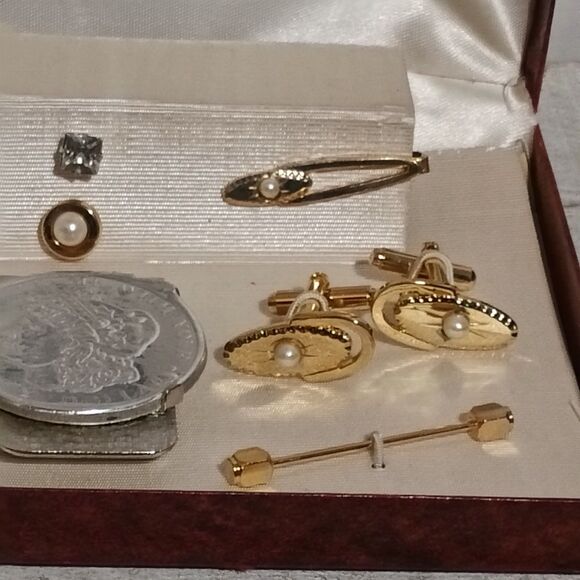 Vintage The Executive Cultured Pearls Mens Jewelry Set Cufflinks Tie Bars - Picture 4 of 8